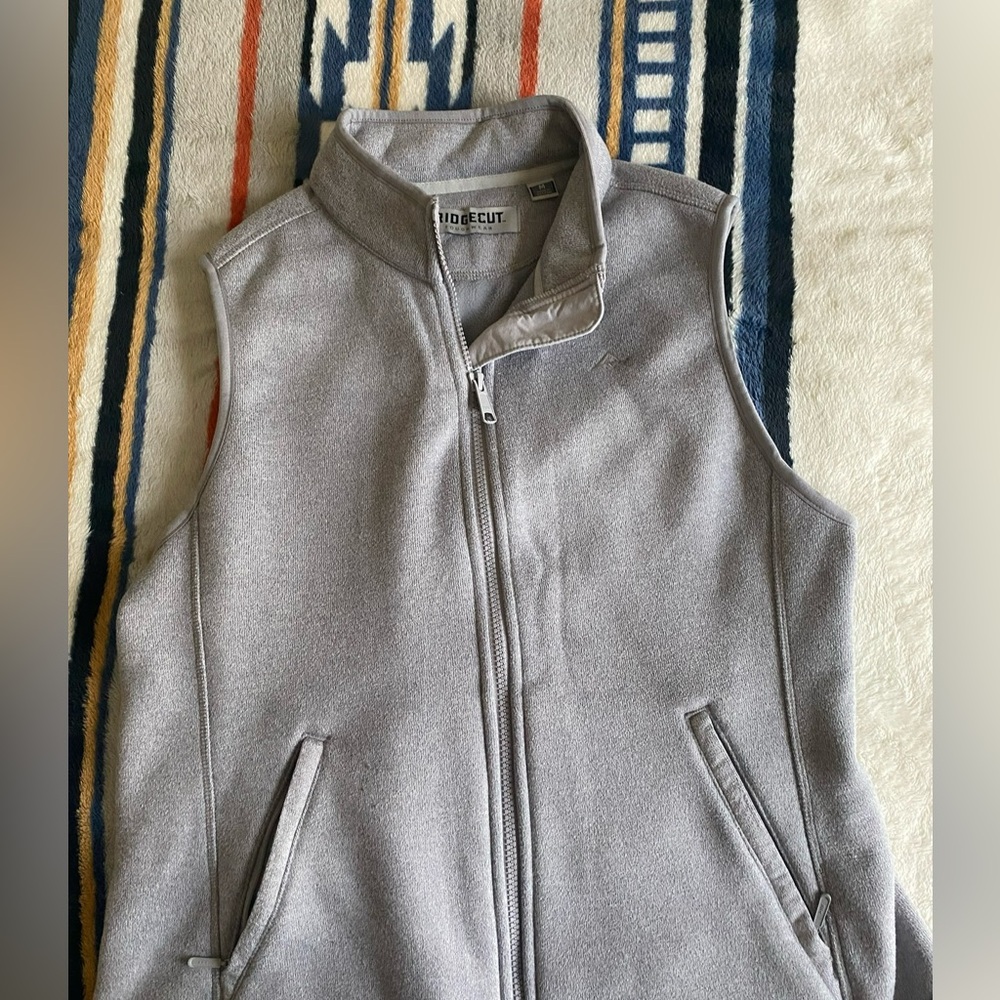 Ridgecut Women's Gray Vest